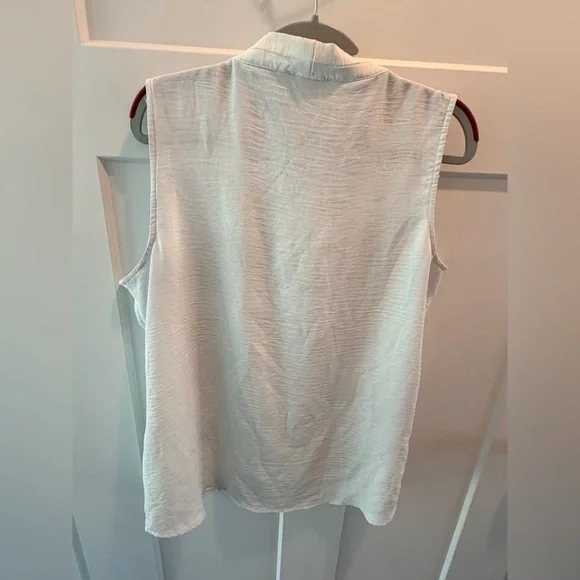 Calvin Klein White Deep V-Neck Sleeveless Draped Blouse Top 100% Polyester Large - Picture 4 of 9